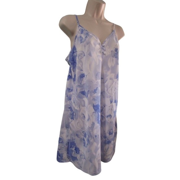 Secret Treasures Blue White Rose Chemise Covered Buttons Adjustable Ladies M EUC